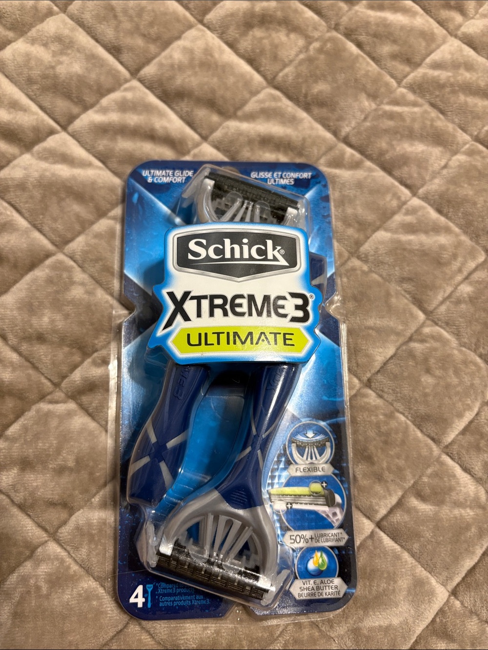 Schick Xtreme3 Ultimate Men’s Disposable Razor - Blue (4 Count)